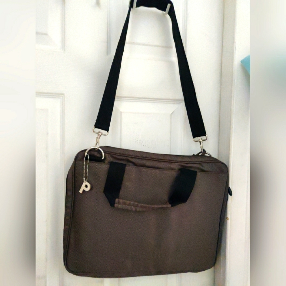 Vintage Picard Laptop Bag.No flawsMetal hardwareRare
